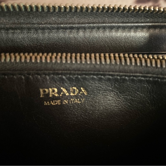 Prada Black Leather Zippy Wallet - Picture 7 of 12